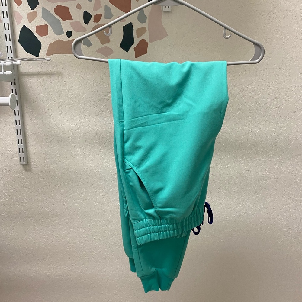 Figs Scrub Bottoms